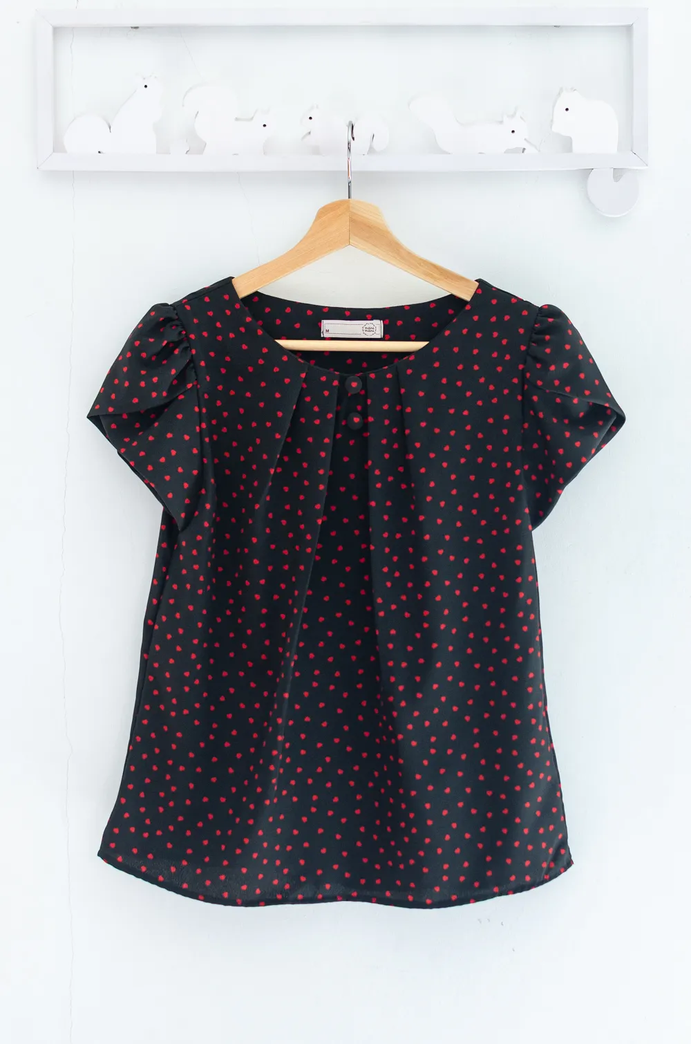 Alternative view of MT0503 Folded Neckline Red Heart Blouse – Black
