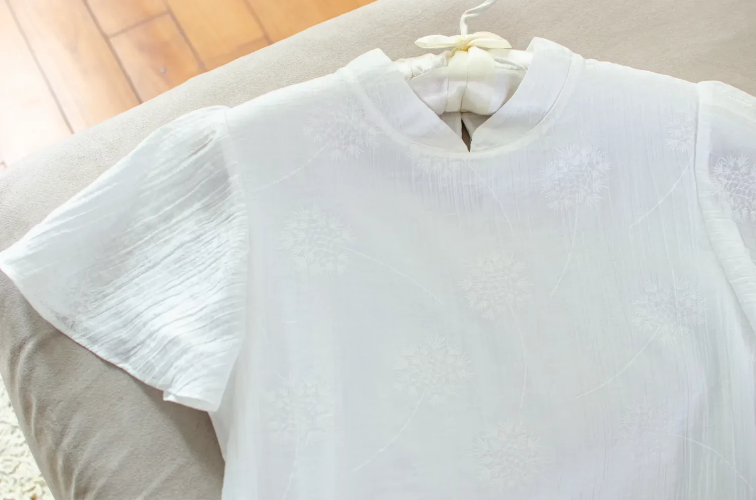 Alternative view of NT2520 Dandelion Butterfly Sleeve Blouse – Gauzy White