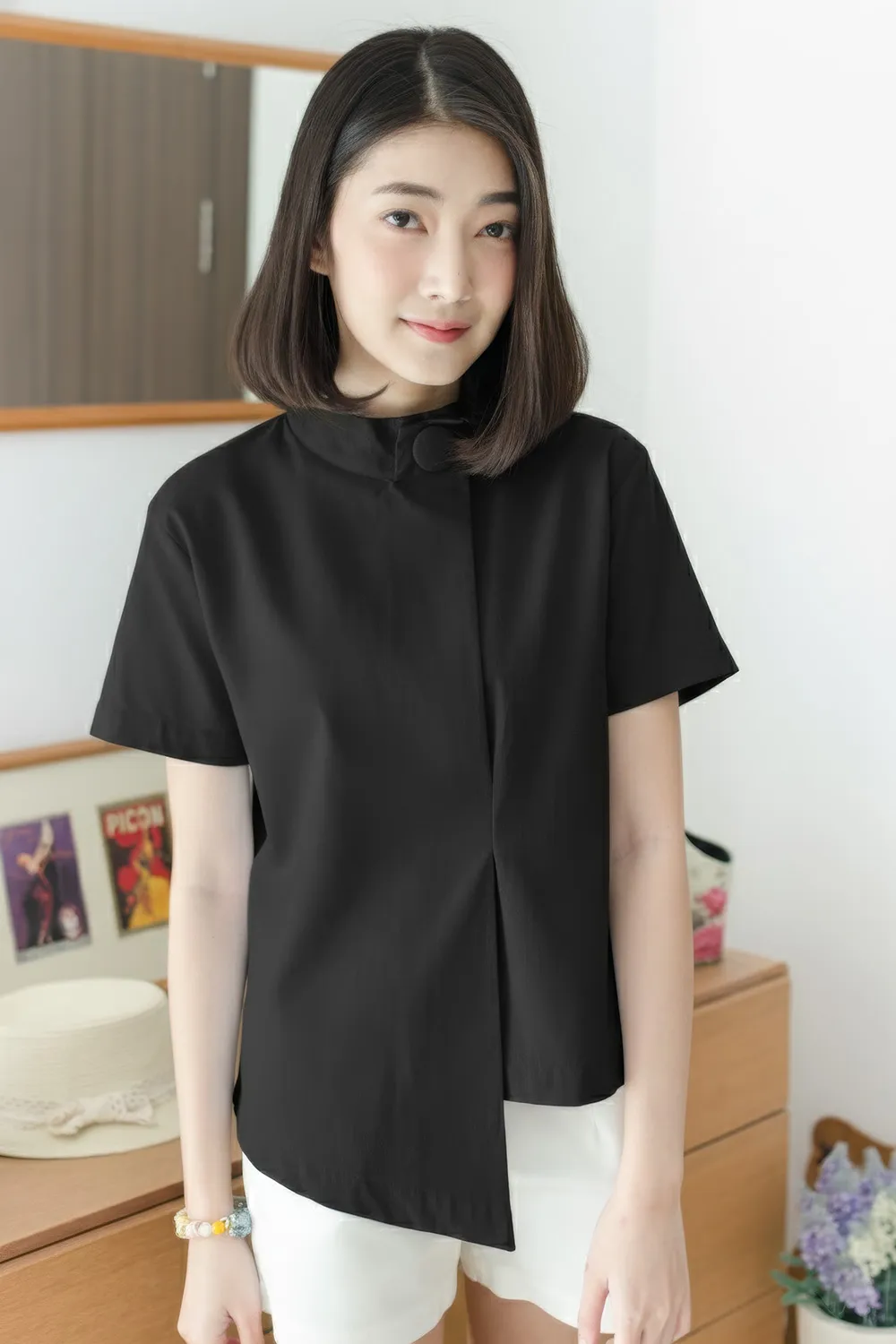 NT500 Asym Plain Crop Top – Black