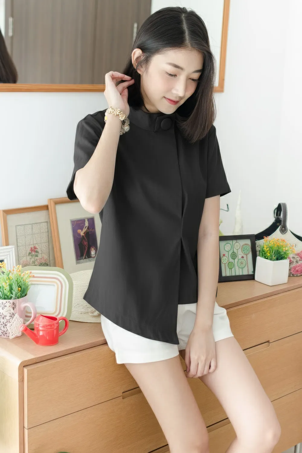 Alternative view of NT500 Asym Plain Crop Top – Black