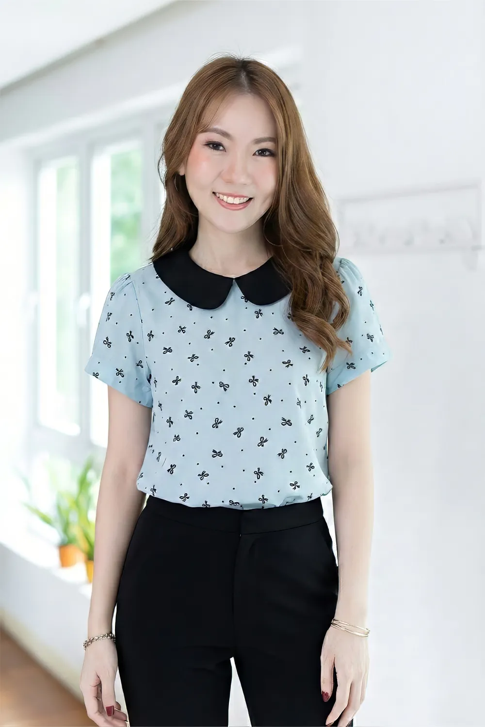 MT0106 Peter Pan Collar Folded Sleeve Blouse – Blue