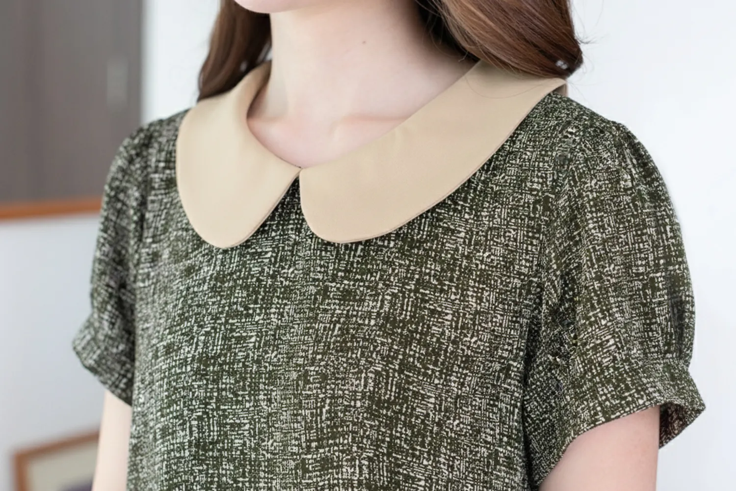 Alternative view of MT0106 Peter Pan Collar Folded Sleeve Blouse – Dark Olive