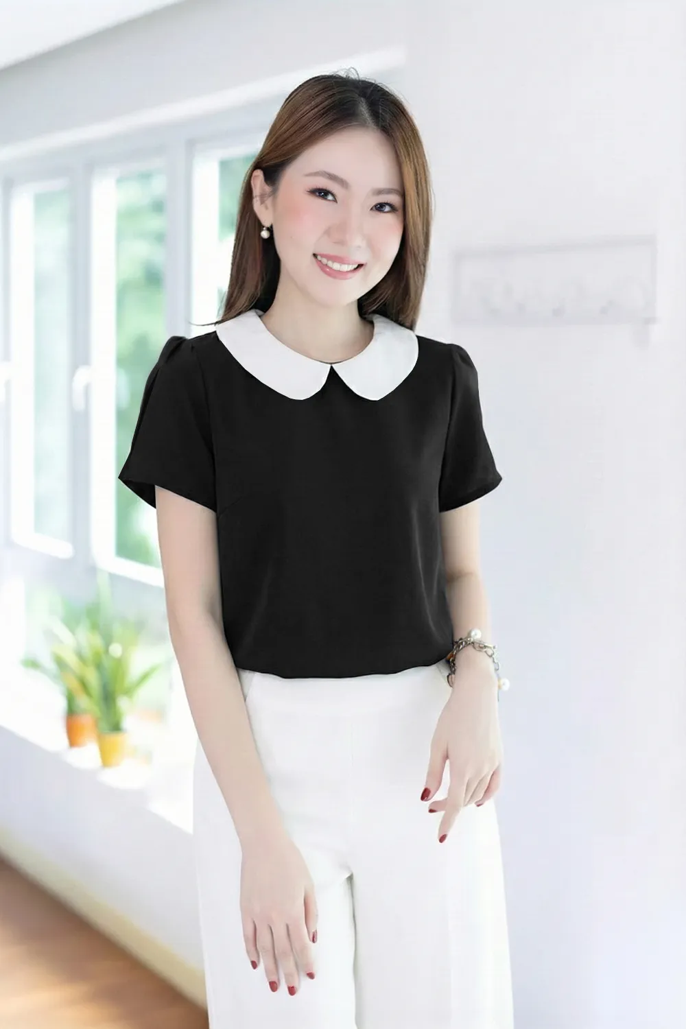 MT0106 Peter Pan Collar Folded Sleeve Blouse – BW