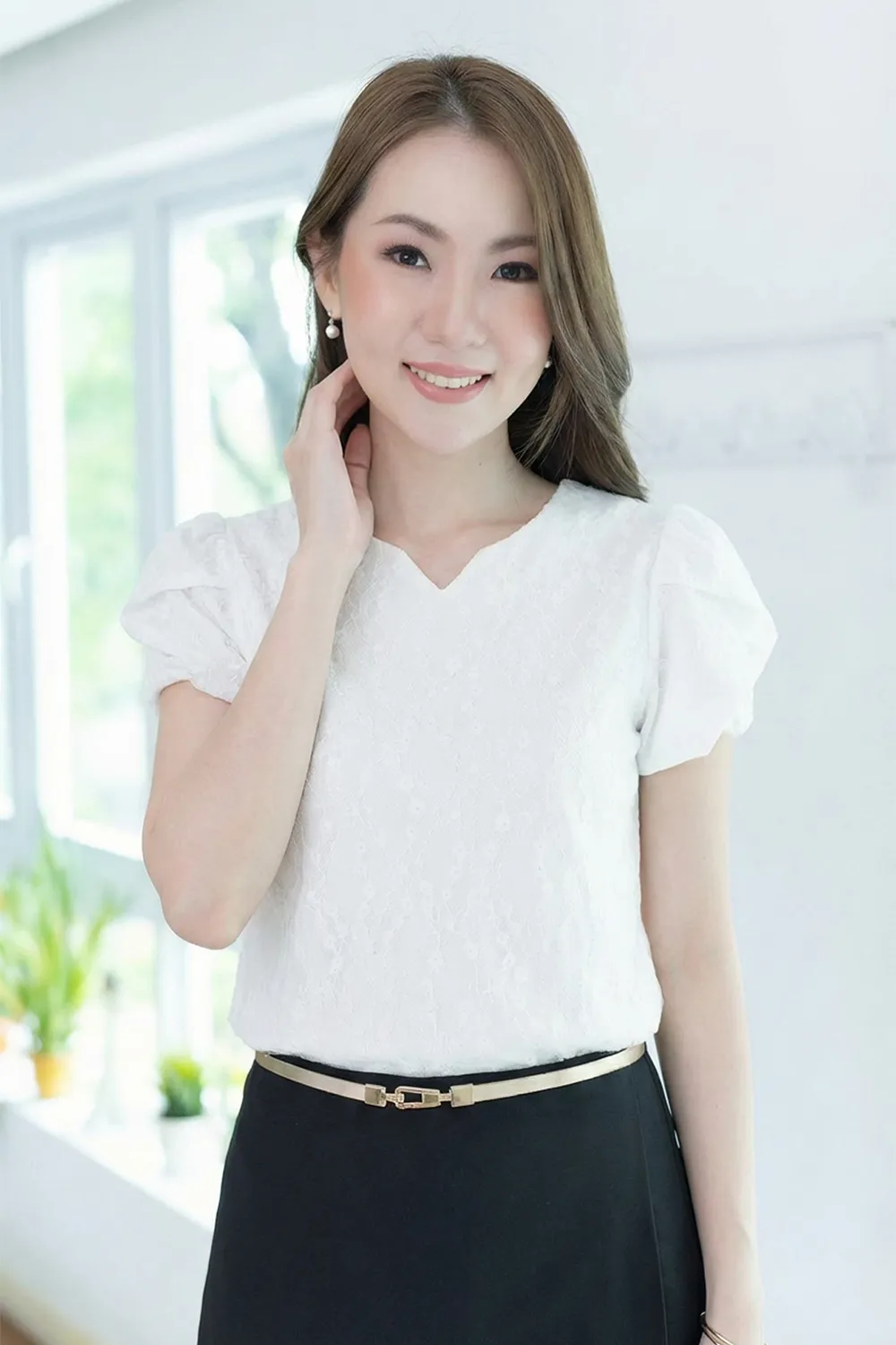 MT0202 Lace Petal Sleeve Blouse – White