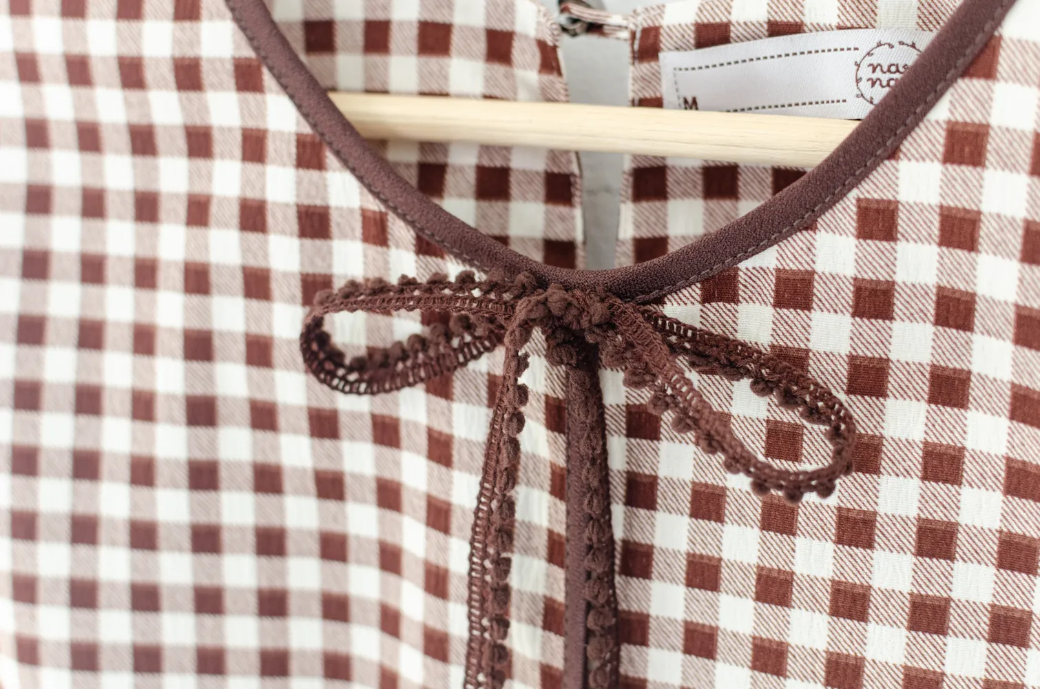 MT1556 Gingham Crinkled Bow Blouse – Brown - Image 3