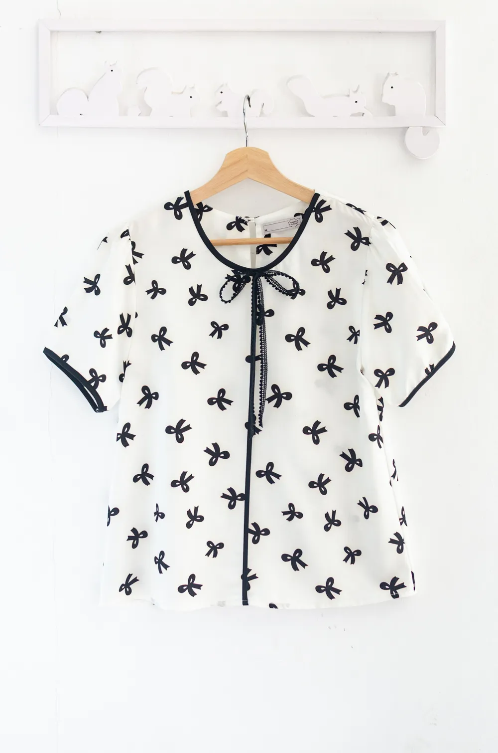 MT1556 Ribbon Bow Blouse – White