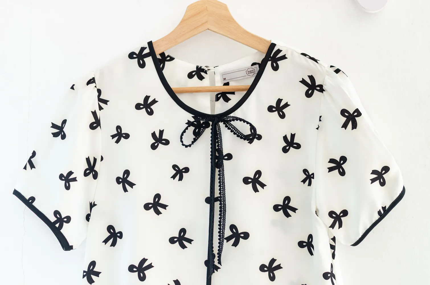 MT1556 Ribbon Bow Blouse – White - Image 2