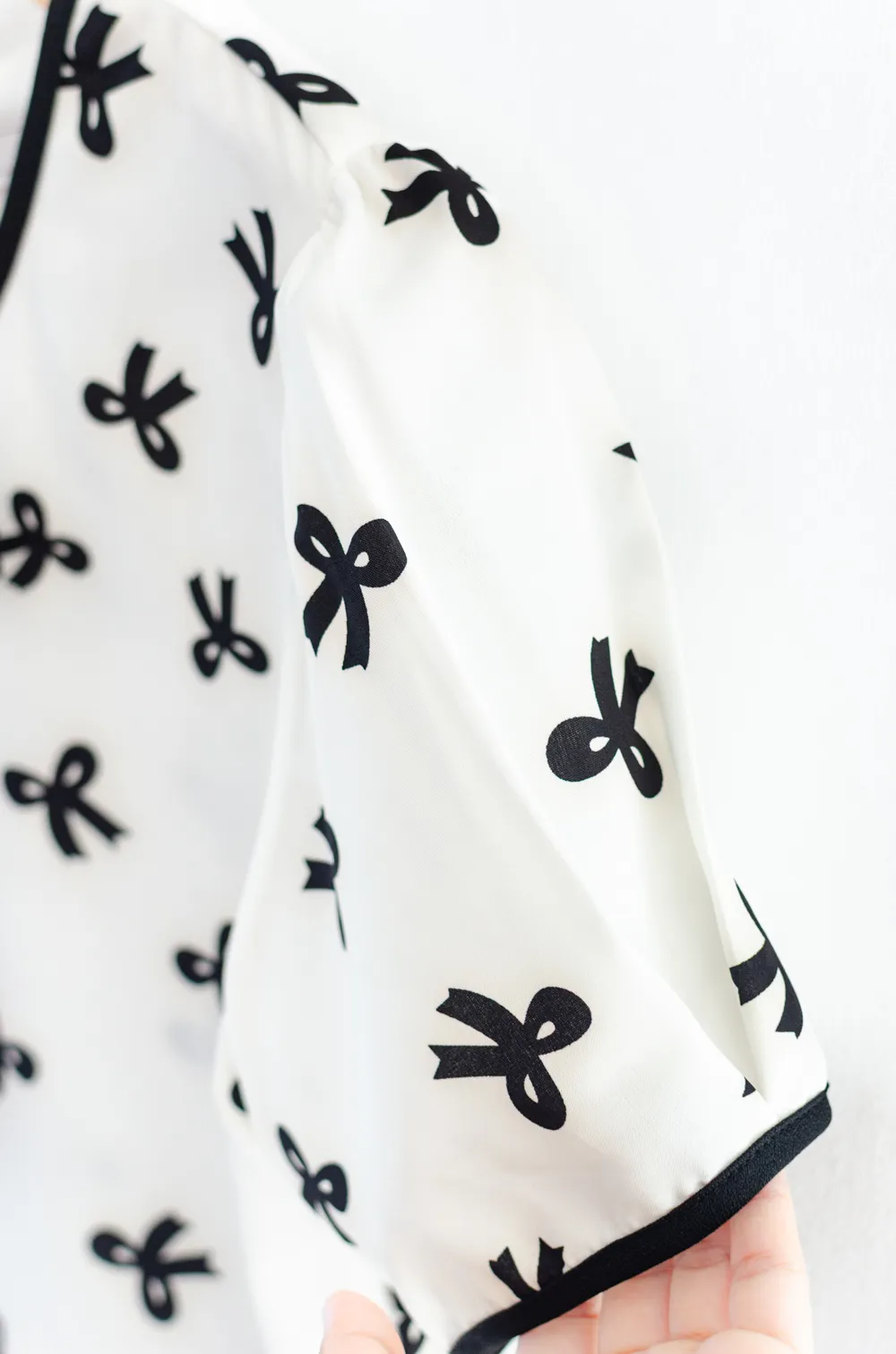 MT1556 Ribbon Bow Blouse – White - Image 4