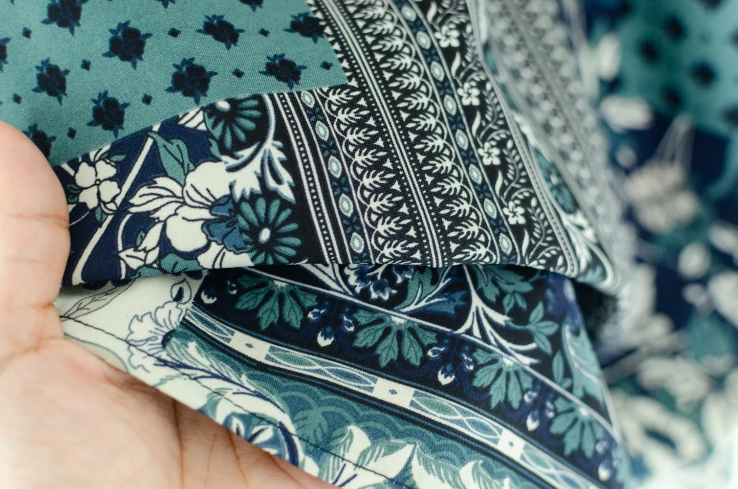 MT4101 Trimmed Peter Pan Collar Blouse – Green Botanic Patch - Image 6