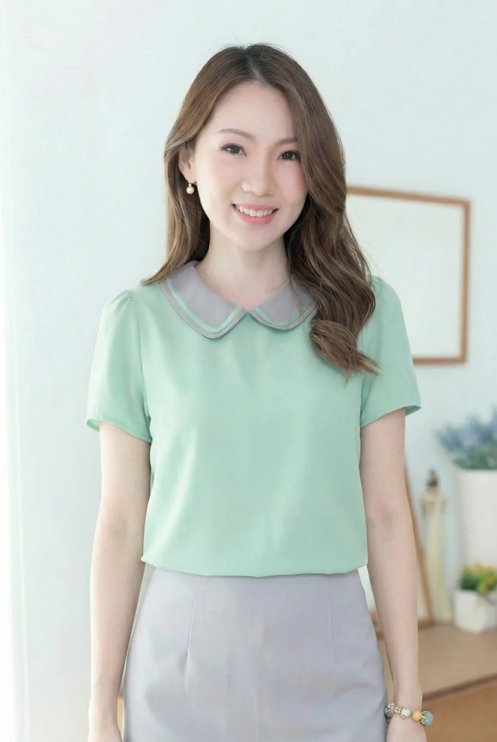 MT4101 Trimmed Peter Pan Collar Blouse – Mint