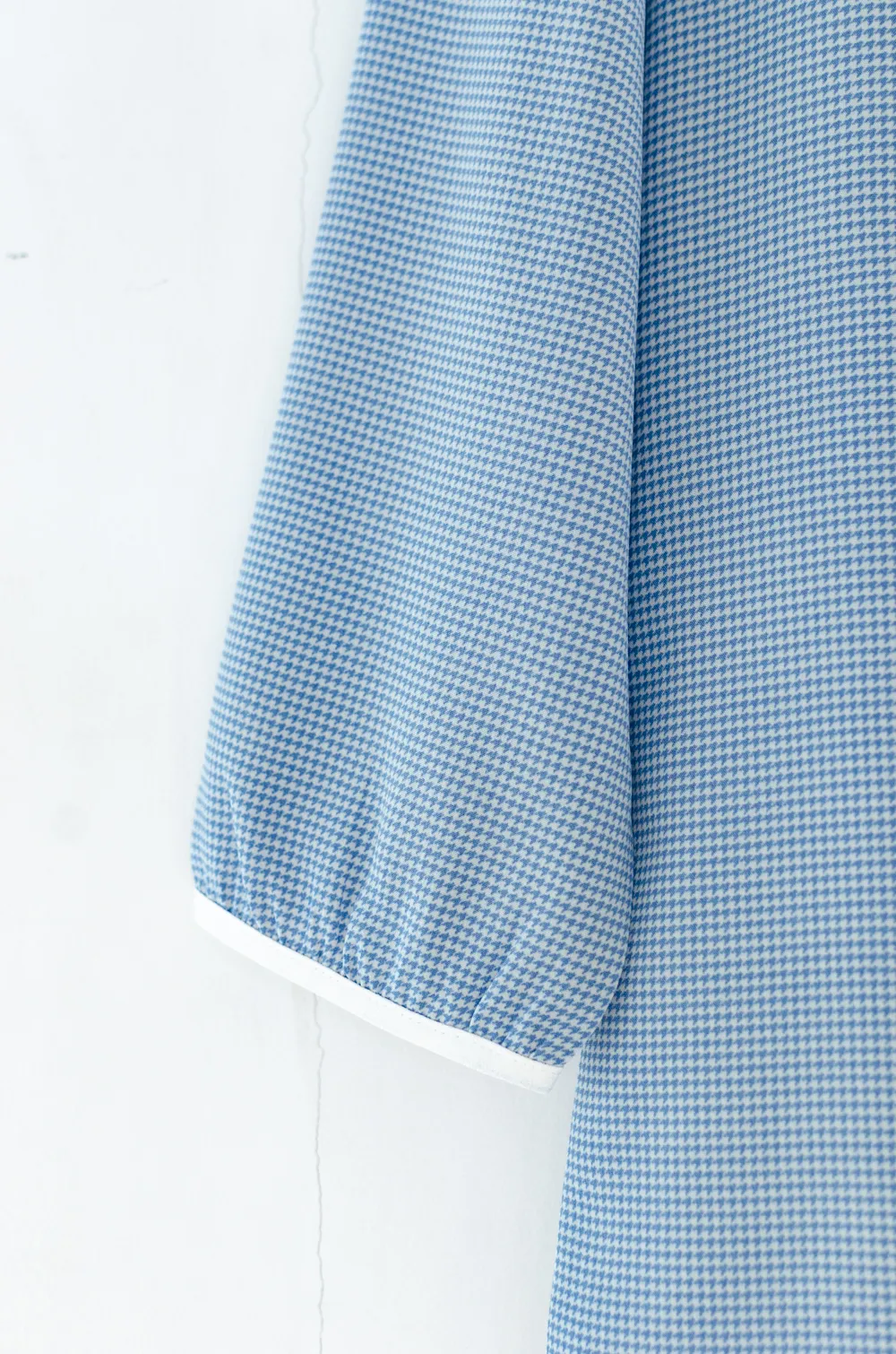 MT4834 Ruff Collar Shinori Blouse – Blue - Image 5