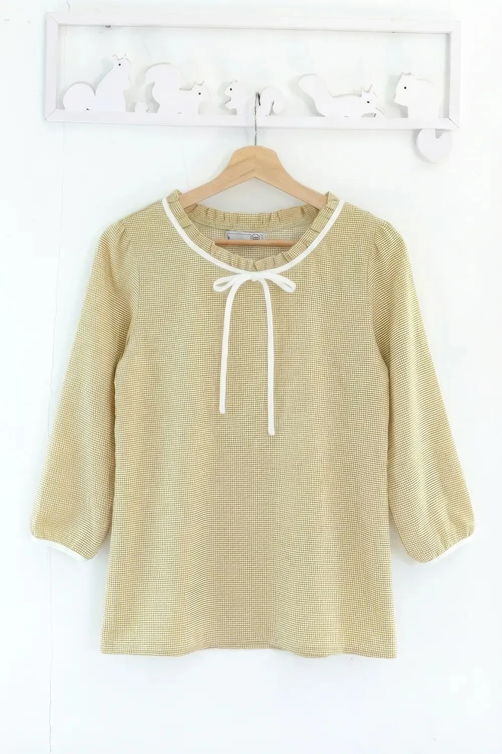 MT4834 Ruff Collar Shinori Blouse – Yellow - Image 3