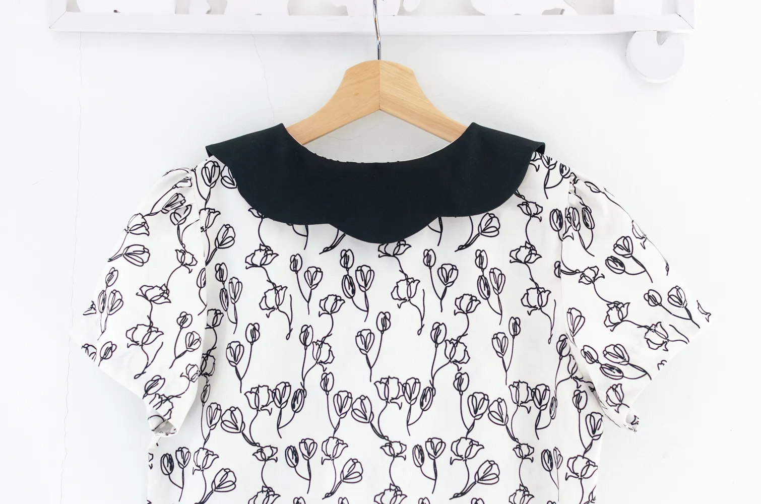 MT6906 Petal Collar Folded Sleeve Blouse – Off-White - Image 7