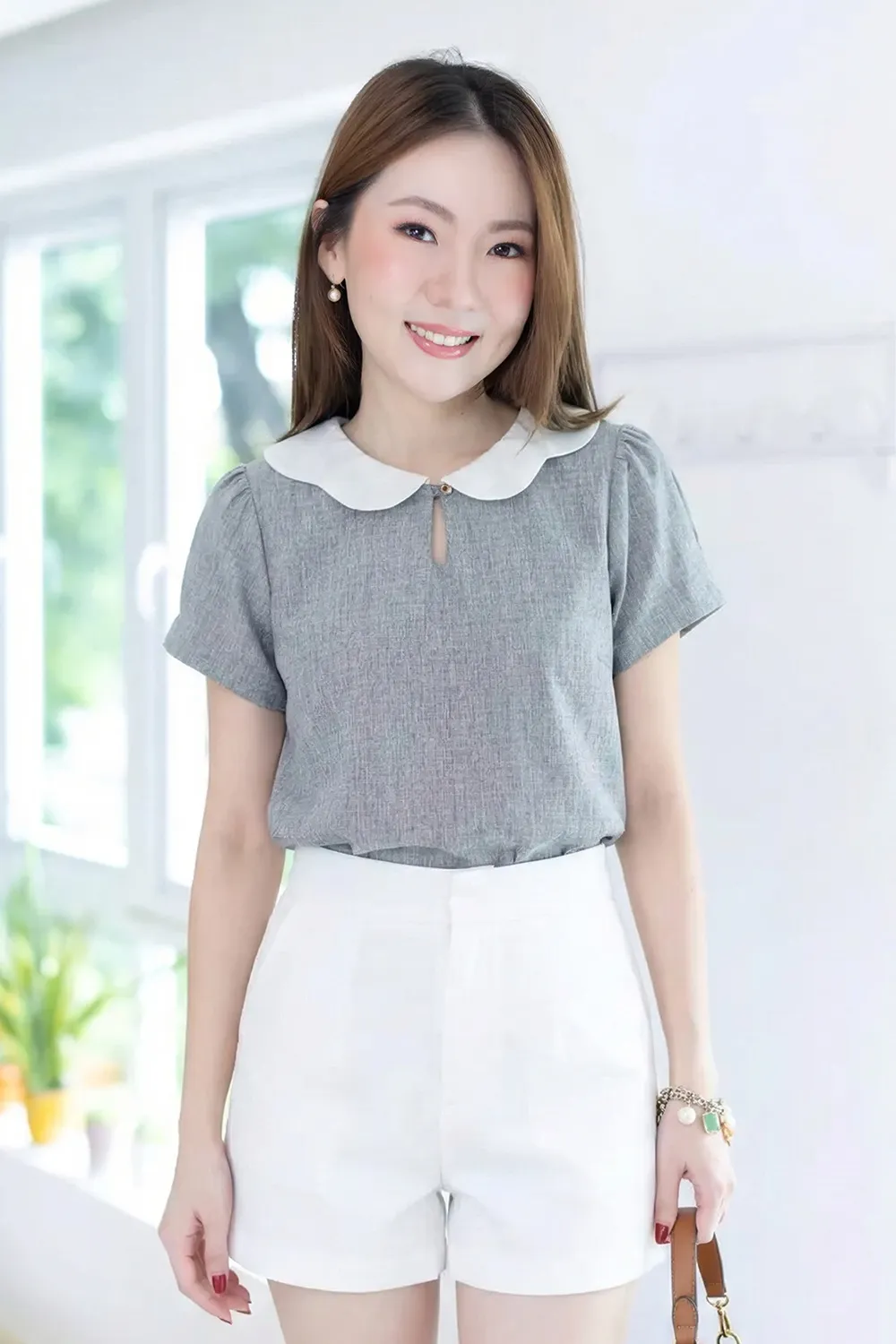 MT6906 Petal Collar Folded Sleeve Blouse – Grey Marl
