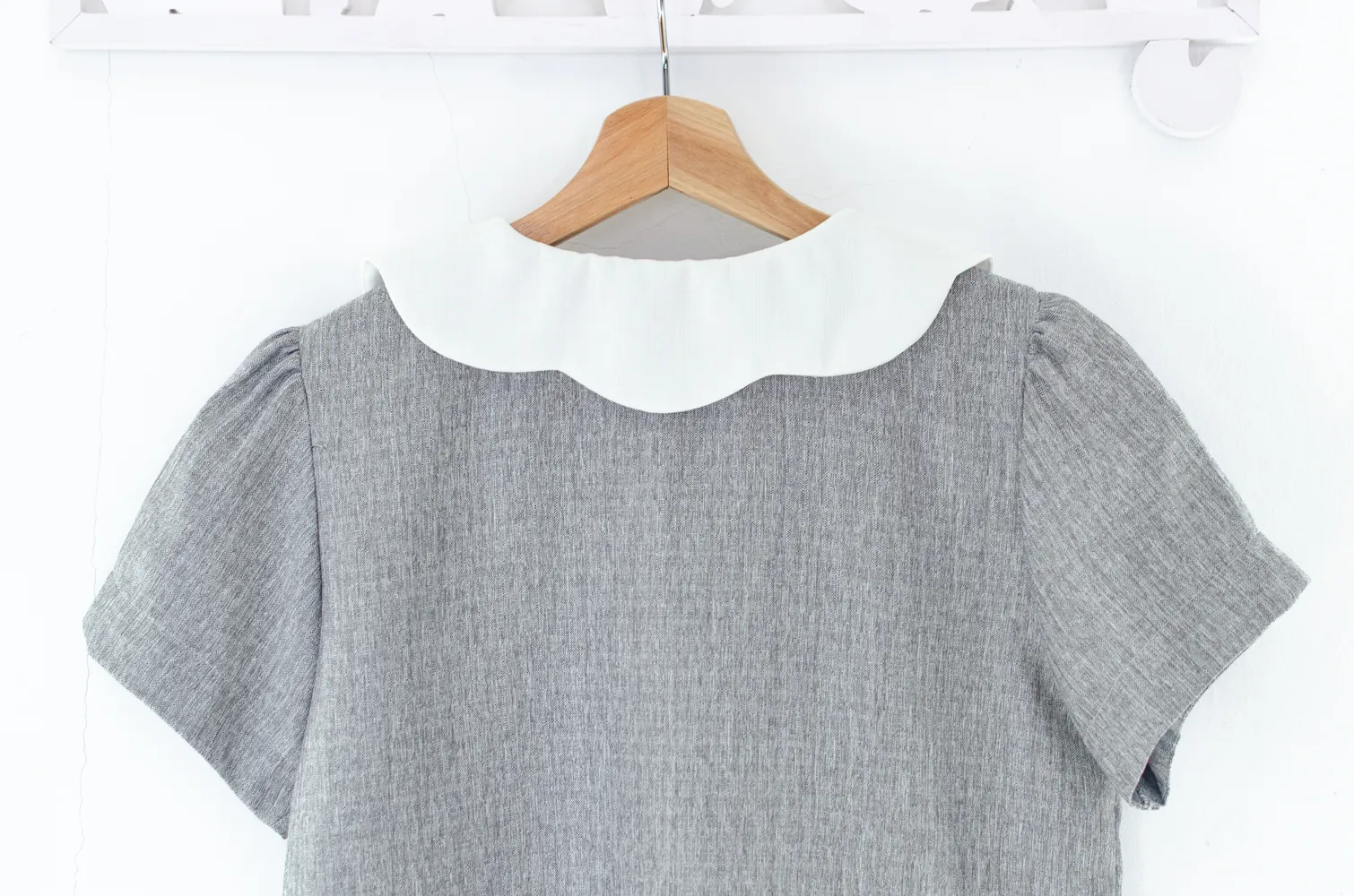 MT6906 Petal Collar Folded Sleeve Blouse – Grey Marl - Image 7