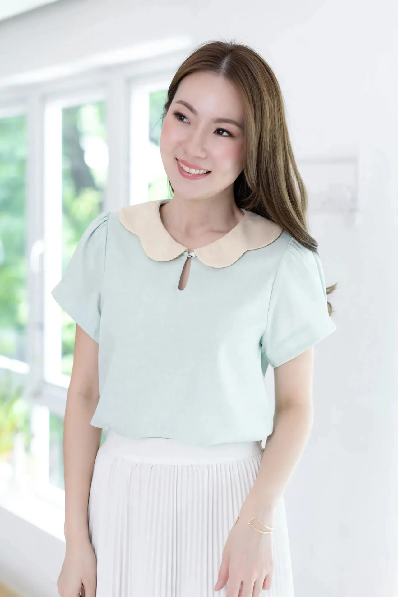 MT6906 Petal Collar Folded Sleeve Blouse – Mint Blue