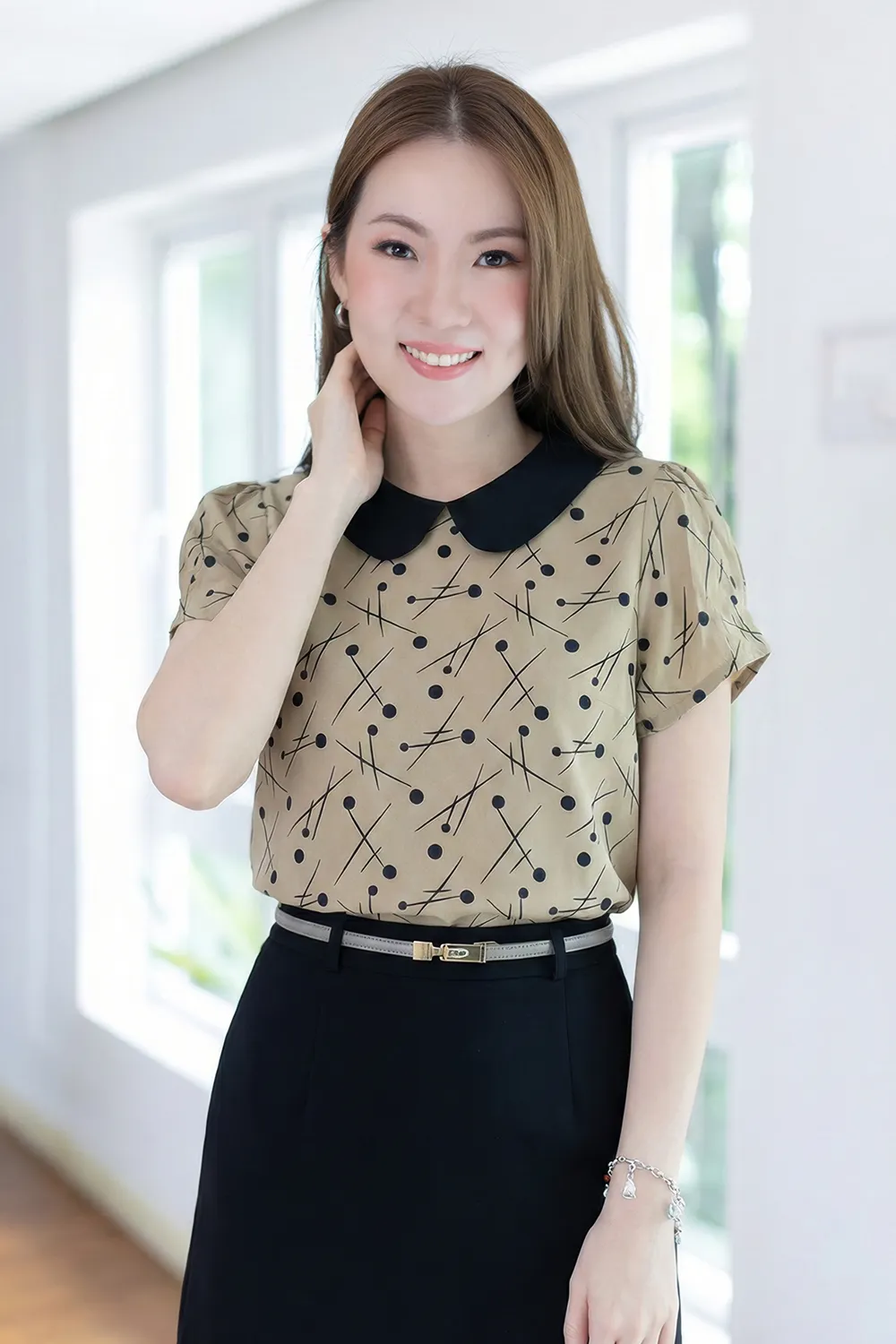MT0106 Peter Pan Collar Folded Sleeve Blouse – Latte