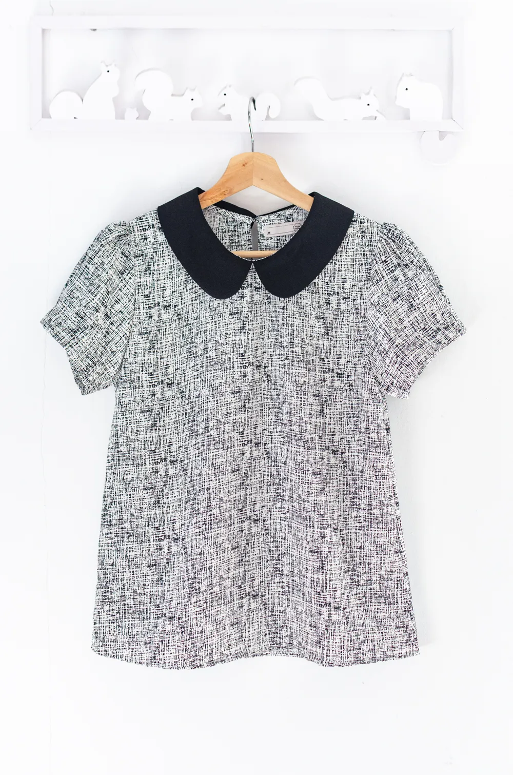 Alternative view of MT0106 Peter Pan Collar Folded Sleeve Blouse – White-Black