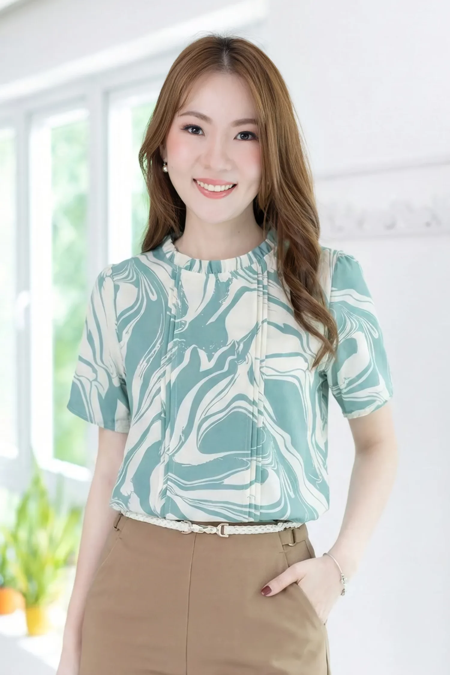 MT0401 Ruff Collar Pintuck Blouse – Teal