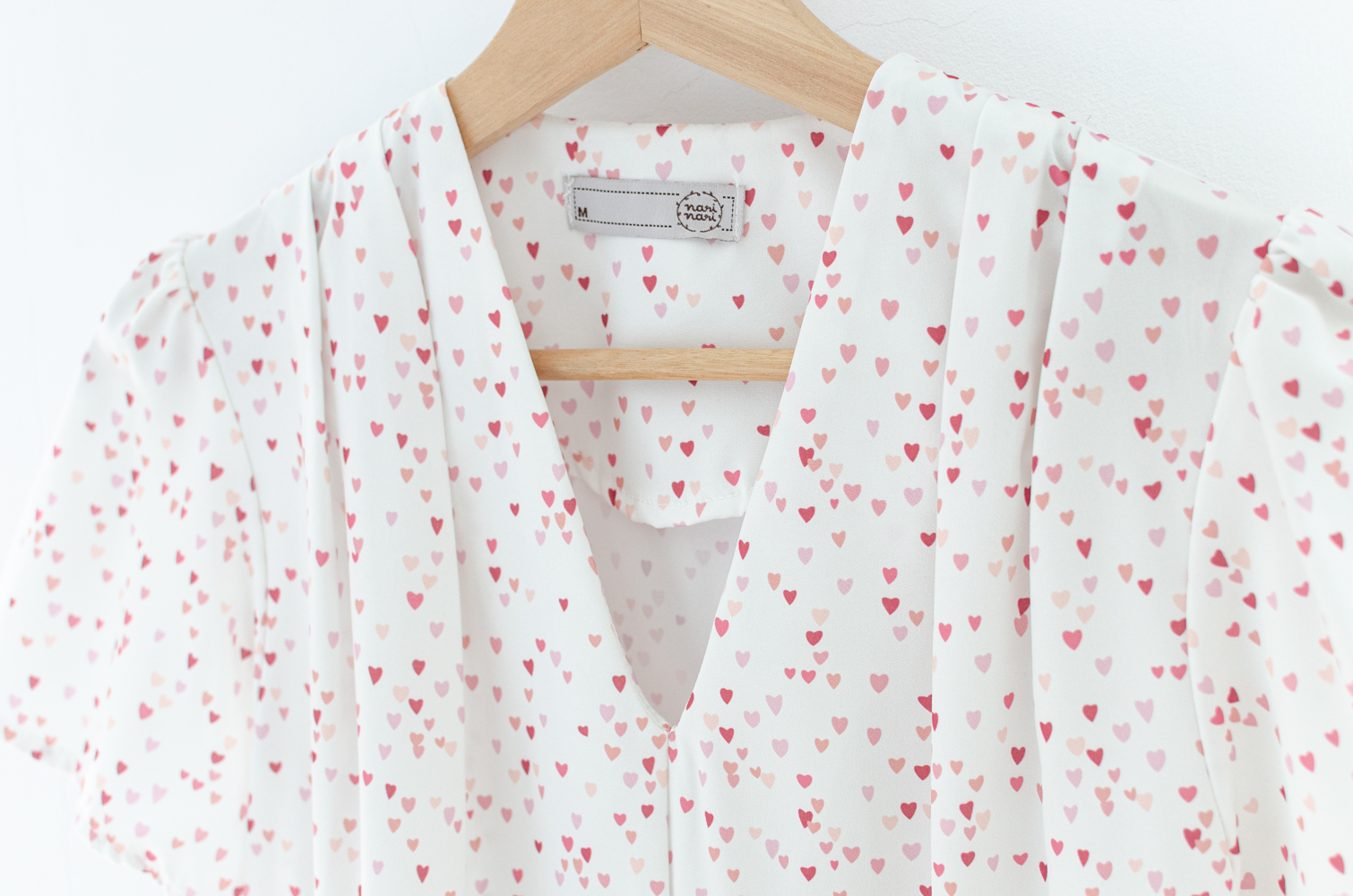 MT0601 V-Collar Heart Blouse – White - Image 3
