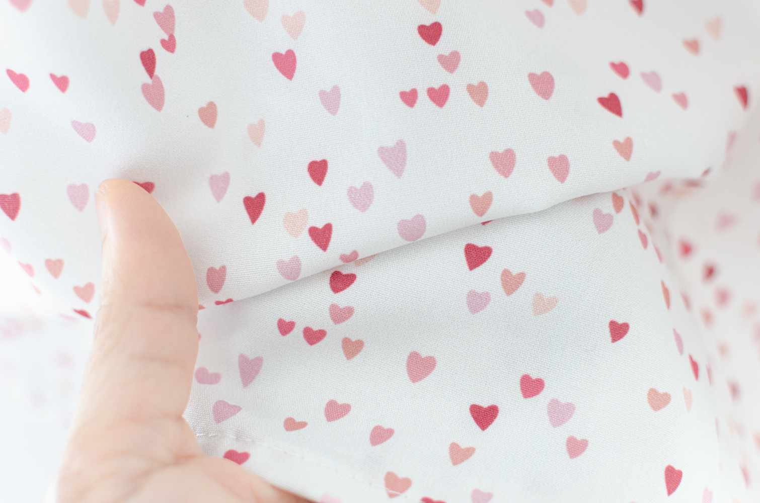 MT0601 V-Collar Heart Blouse – White - Image 6