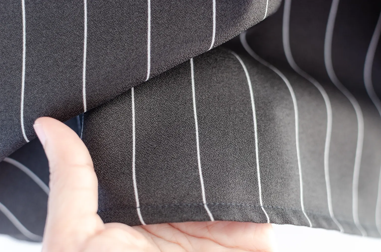 MT1301 Point Collar Stripe Blouse – Charcoal Grey - Image 6