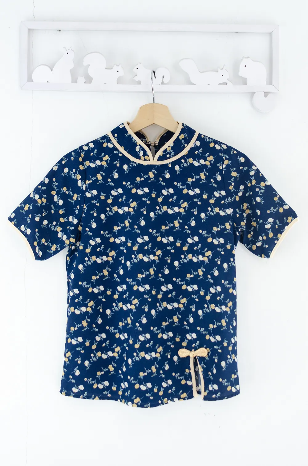 Alternative view of MT6210 Chinese Collar Side Slit Blouse – Calm Blue