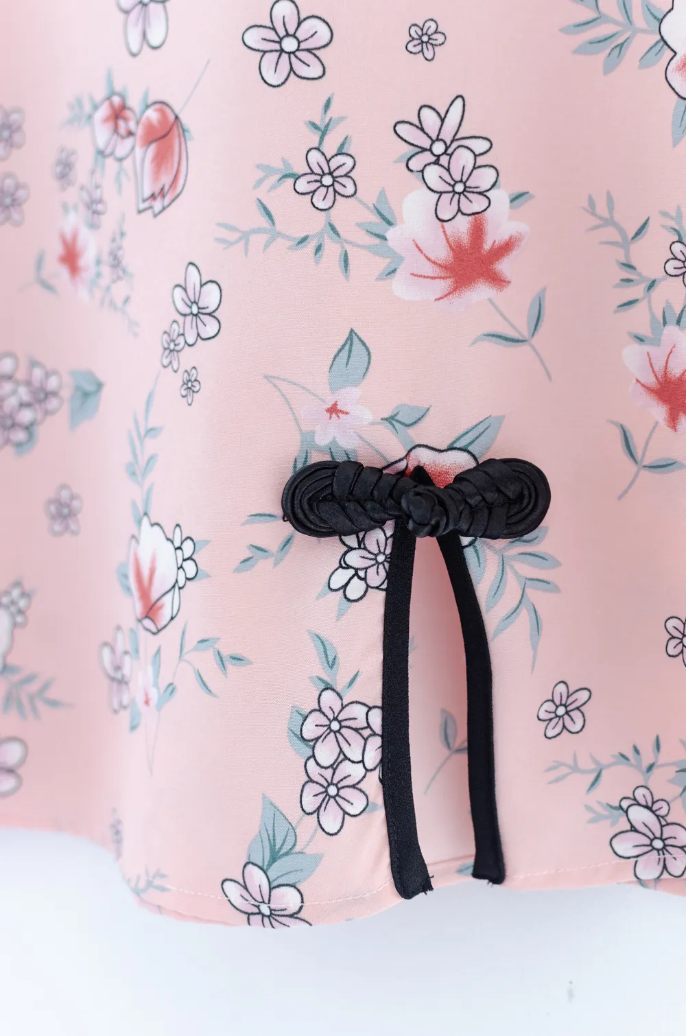 MT6210 Chinese Collar Side Slit Blouse – Charmed Pink - Image 5