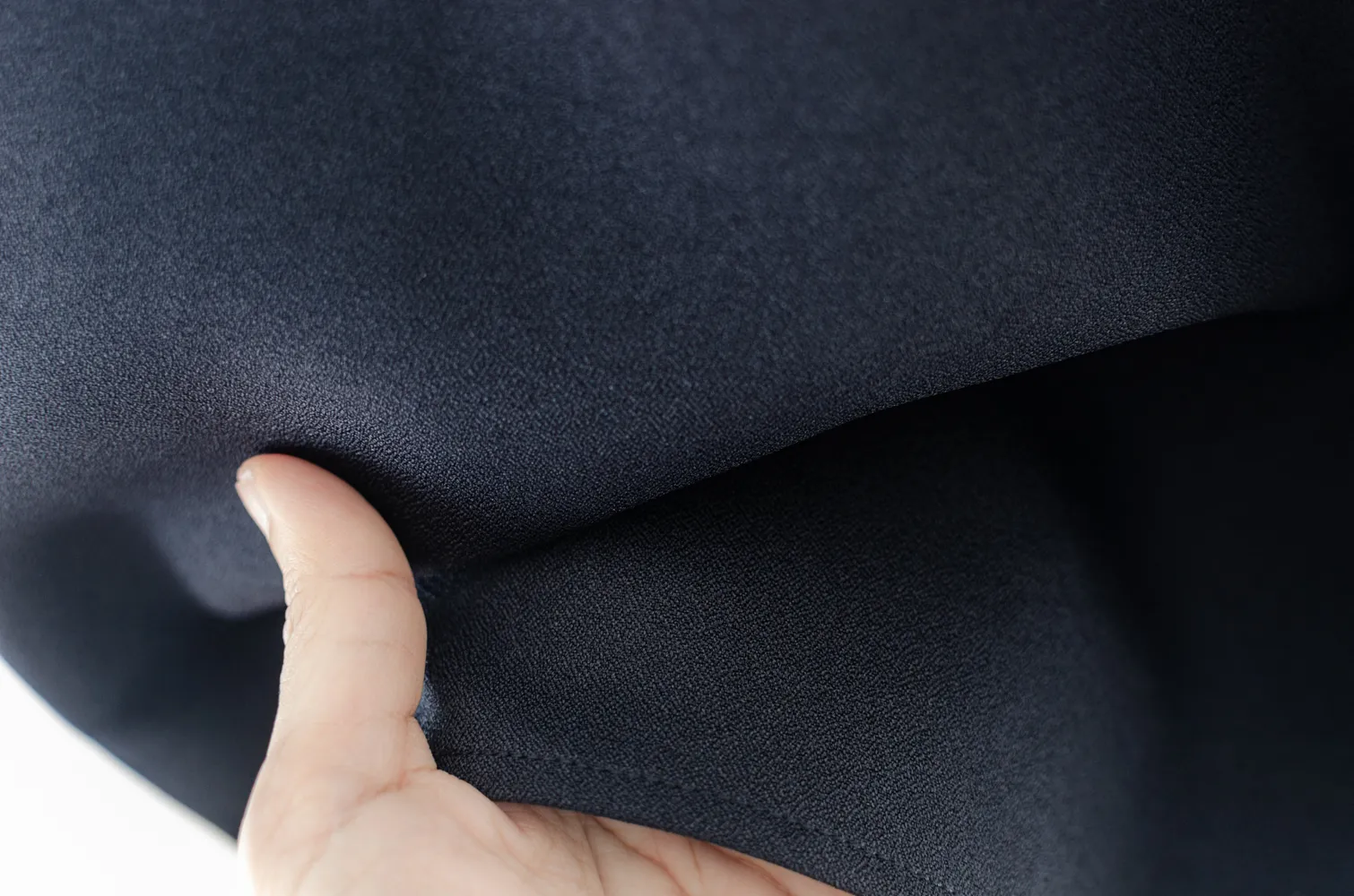 MT6610 Point Collar Blouse – Dark Navy Blue - Image 5