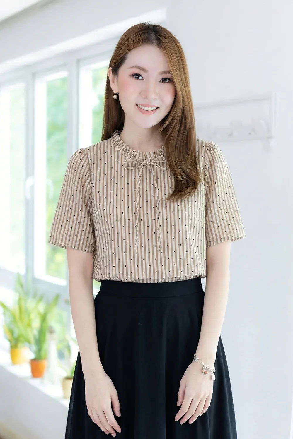 MT6752 Stripe&Dot Ruff Collar Blouse – Brown