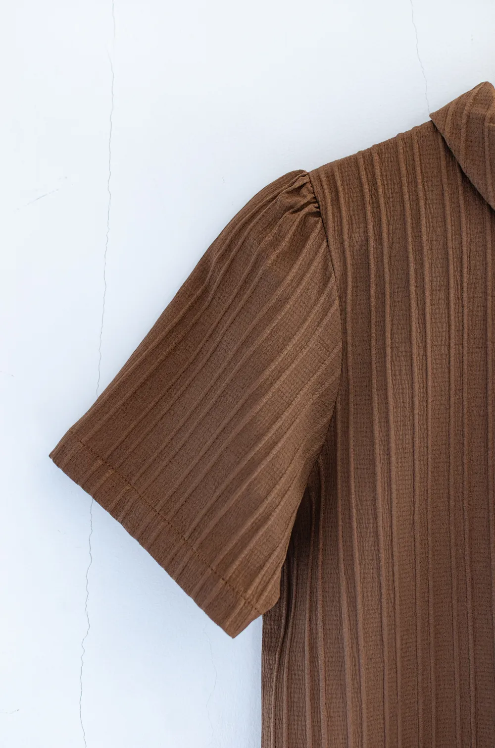 NT1059 Sided Collar Textured Blouse – Brown - Image 4