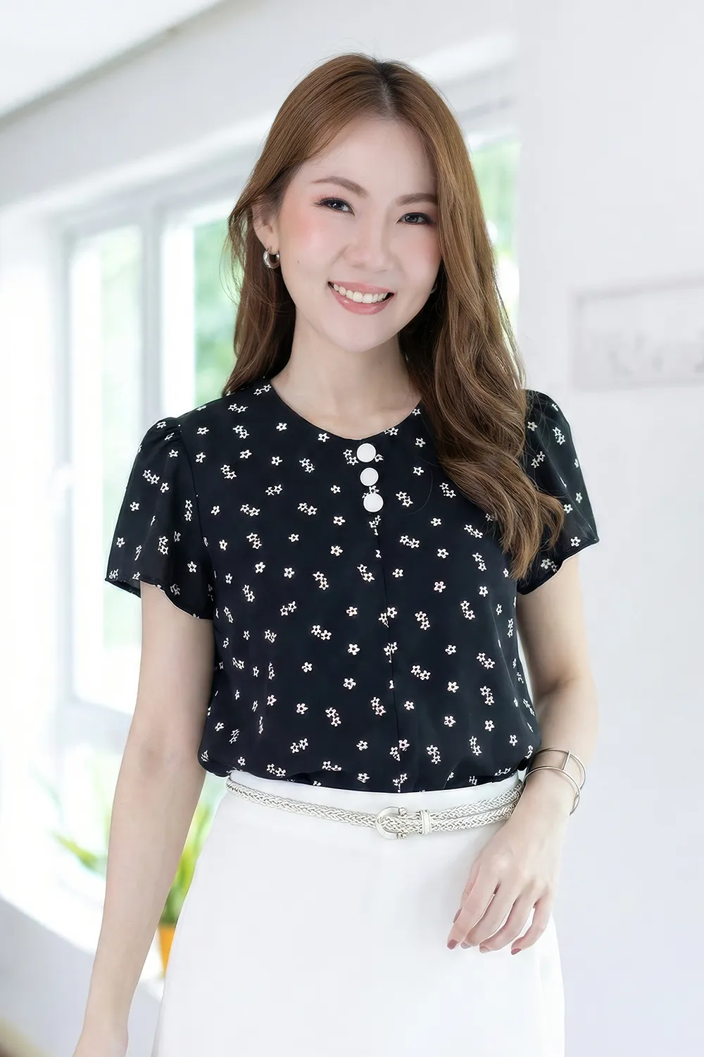 MT0301 Triple Button Daisy Blouse – Black