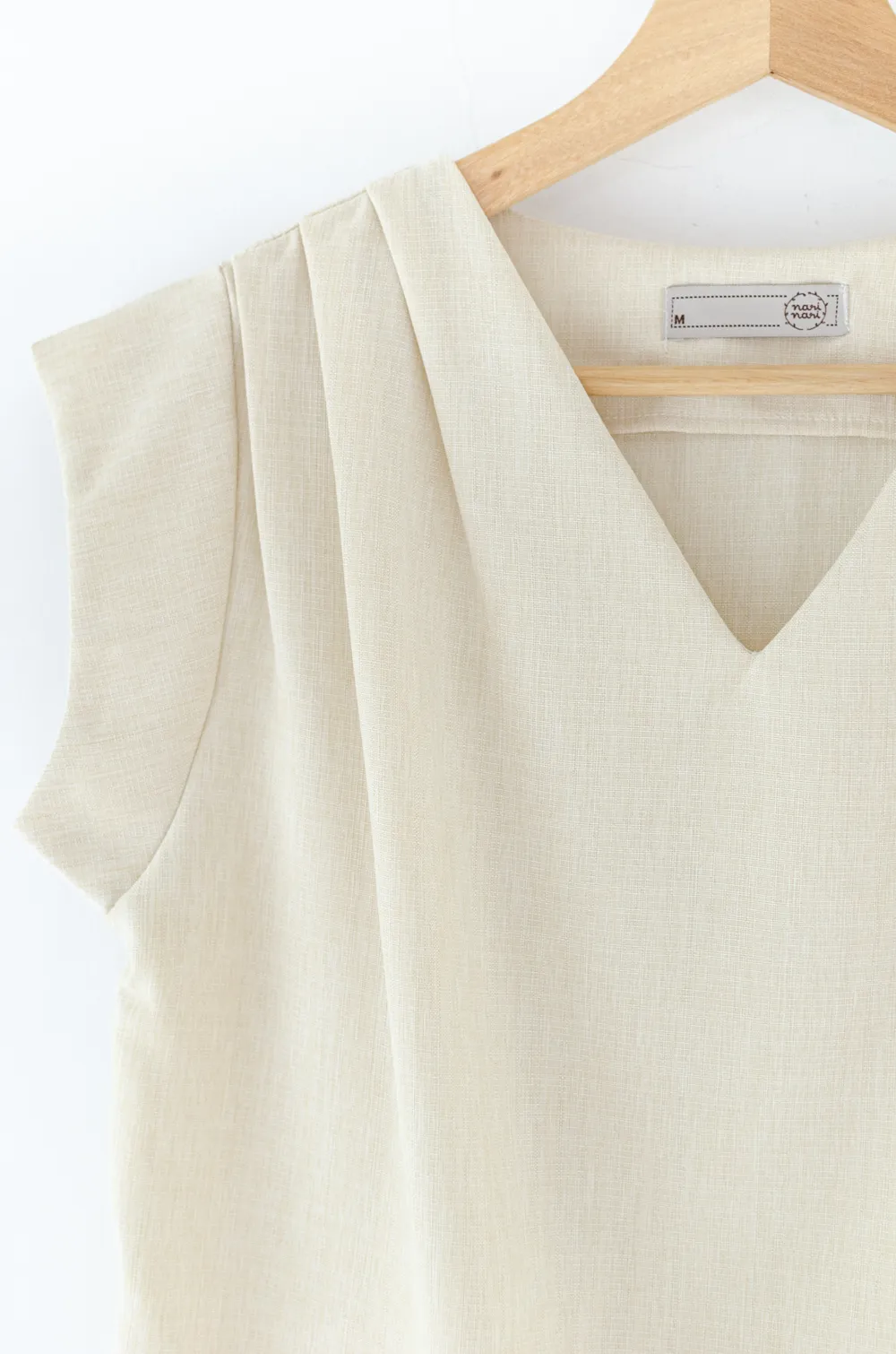 MT3100 Classic Sleeveless Blouse – Ivory - Image 3