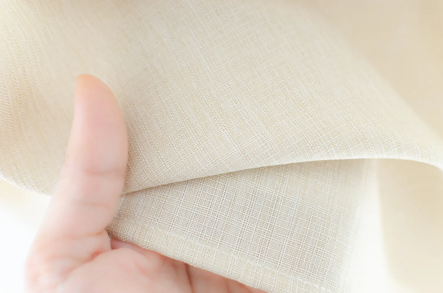 MT3100 Classic Sleeveless Blouse – Ivory - Image 7