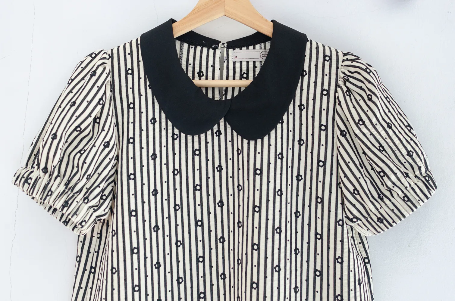 MT5040 Overlap Collar Stripe&Daisy Blouse – Black - Image 3