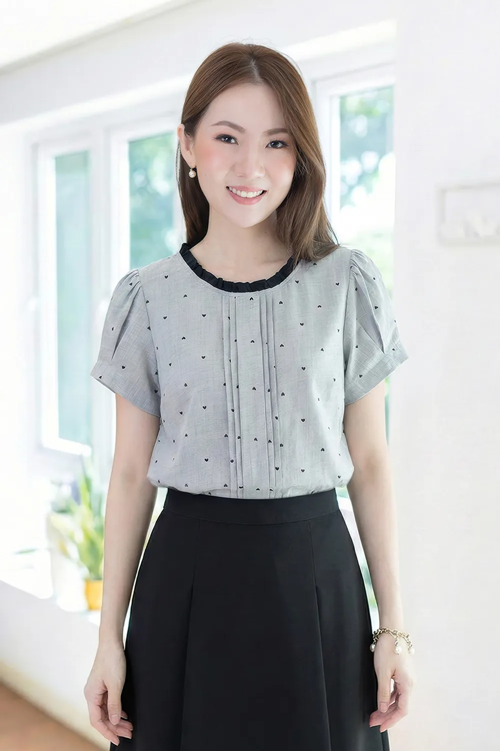 MT5343 Frill-trimmed Heart Blouse – Grey