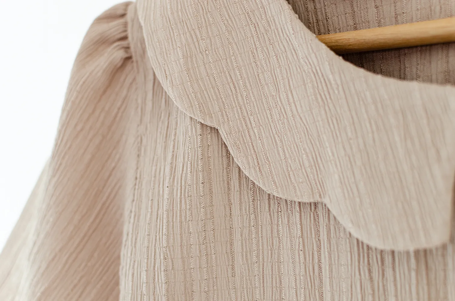 NT2468 Scallop Collar Textured Blouse – Latte - Image 4