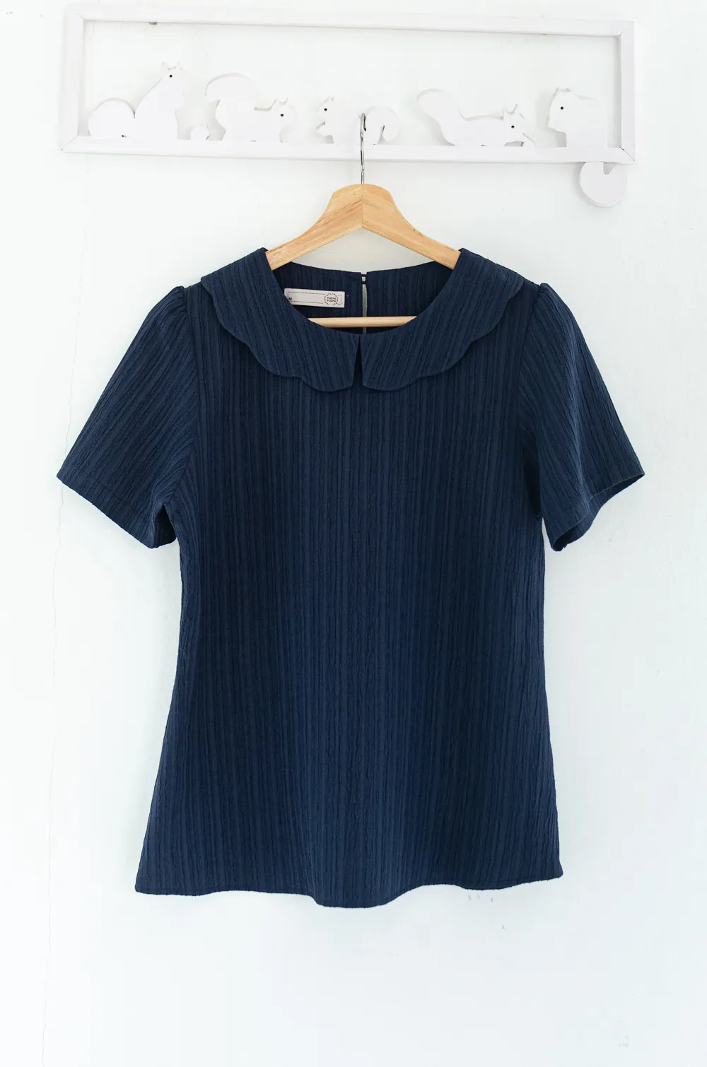 Alternative view of NT2468 Scallop Collar Textured Blouse – Navy Blue