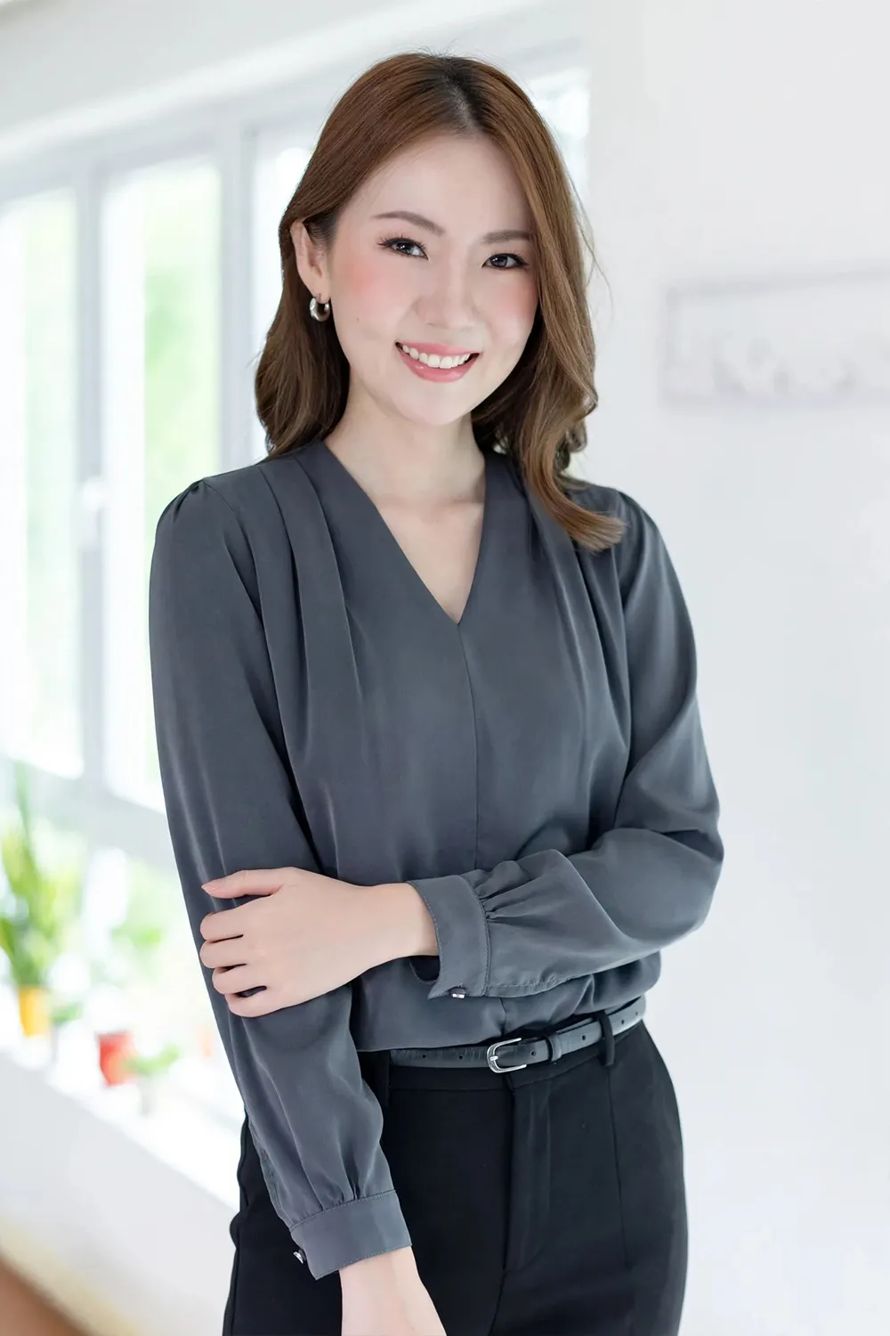 MT0651 Sophie V-Collar Long Sleeve Blouse – Dark Grey