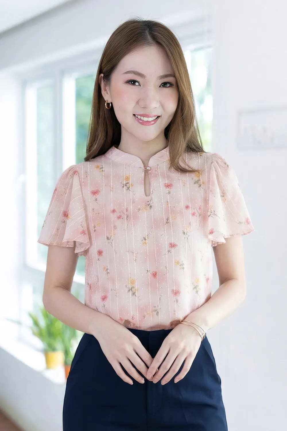 MT5941 Front Keyhole Butterfly Sleeve Blouse – Misty Rosy