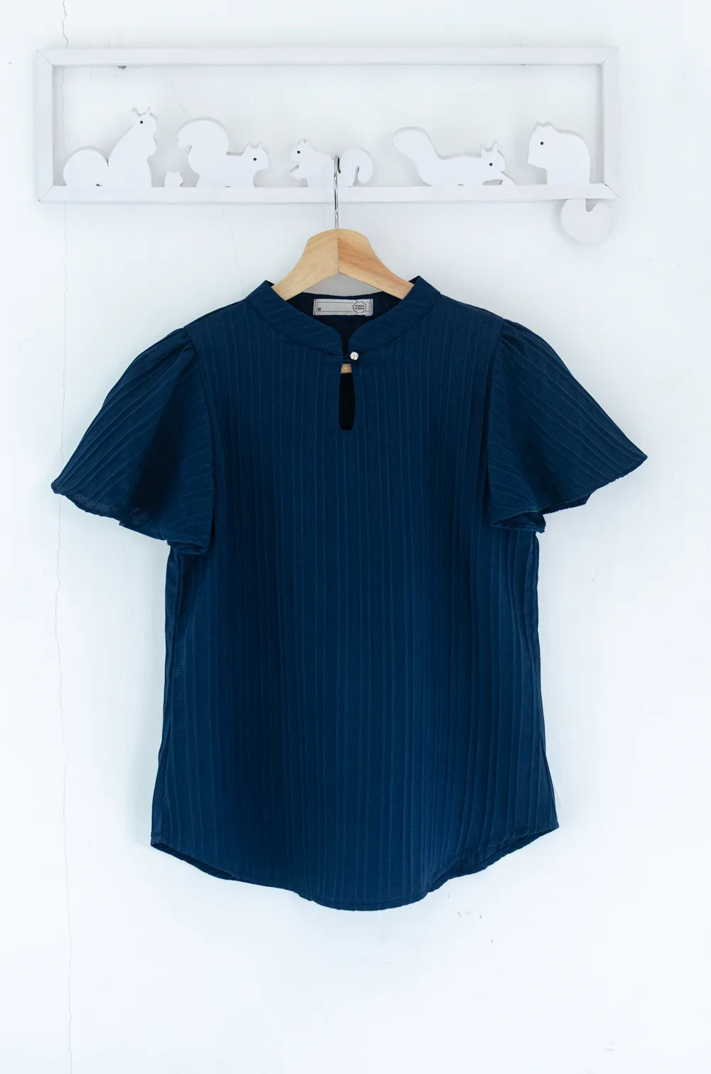 Alternative view of MT5941 Front Keyhole Butterfly Sleeve Blouse – Textured Navy Blue