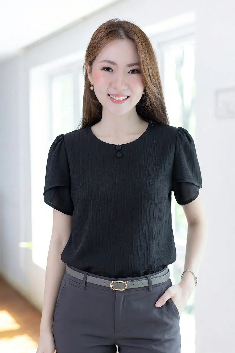 NT2525 Double Button Petal Sleeve Blouse – Black
