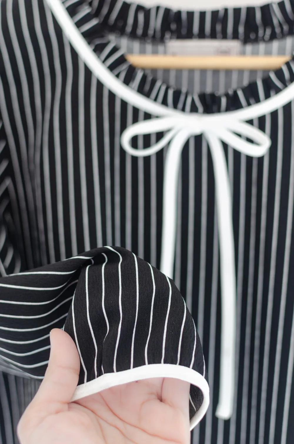 MT4834 Ruff Collar Stripe Blouse – Black - Image 4