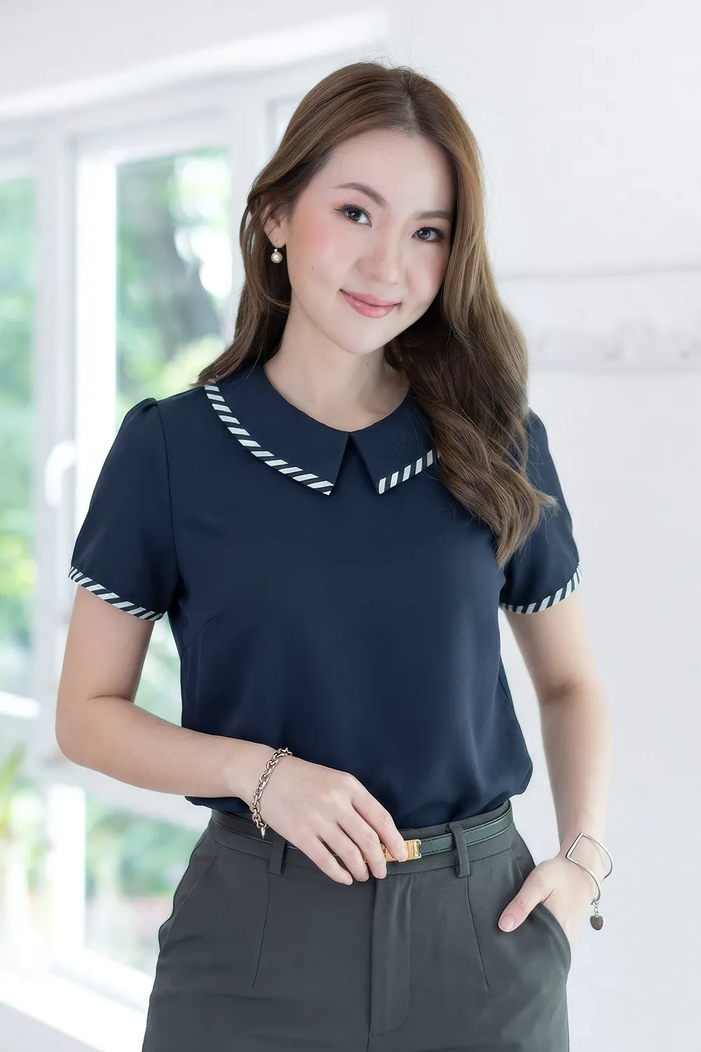 MT6610 Point Collar Blouse – Navy Blue-Stripe