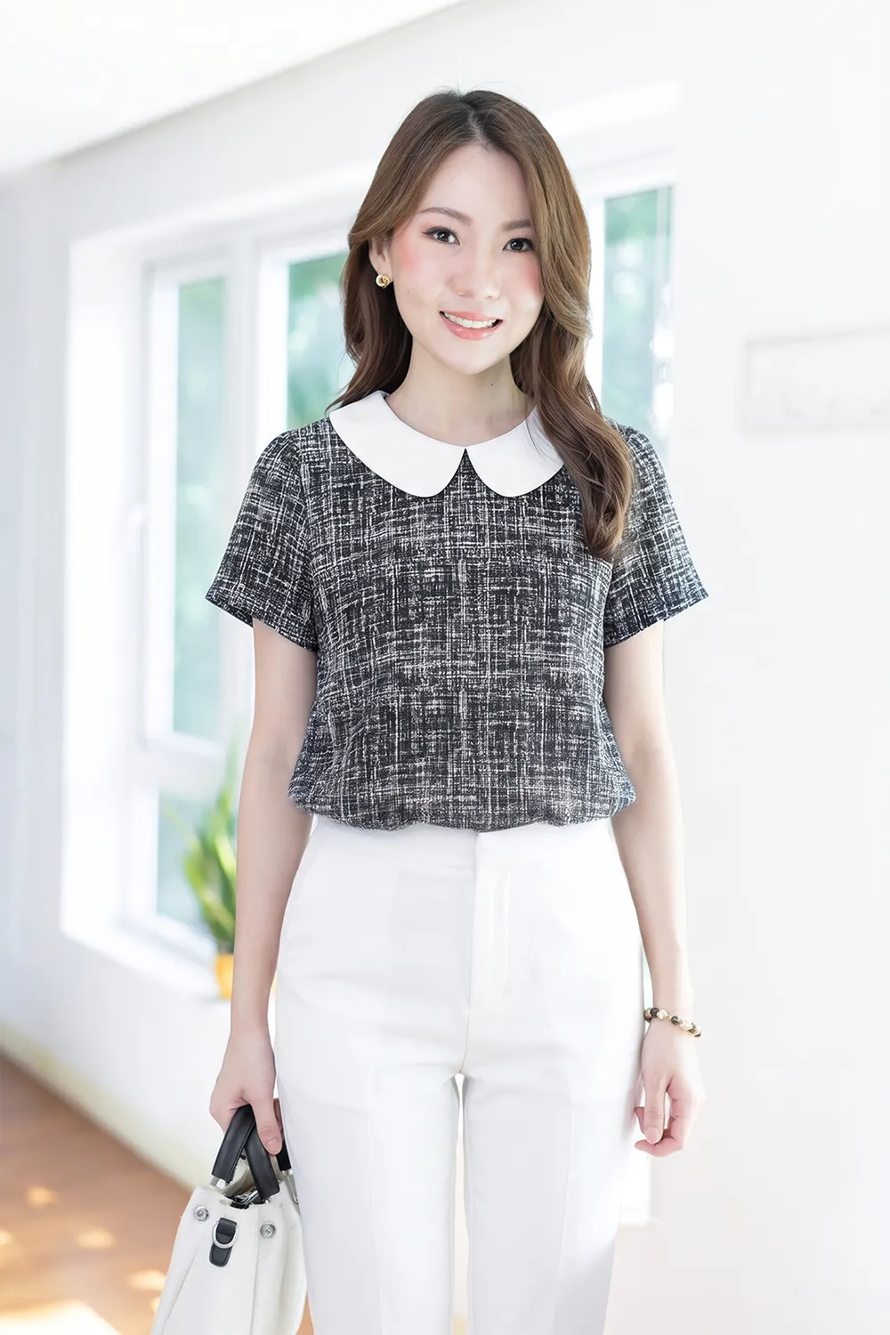 MT0101 Peter Pan Collar Graphic Blouse – Black - Image 6