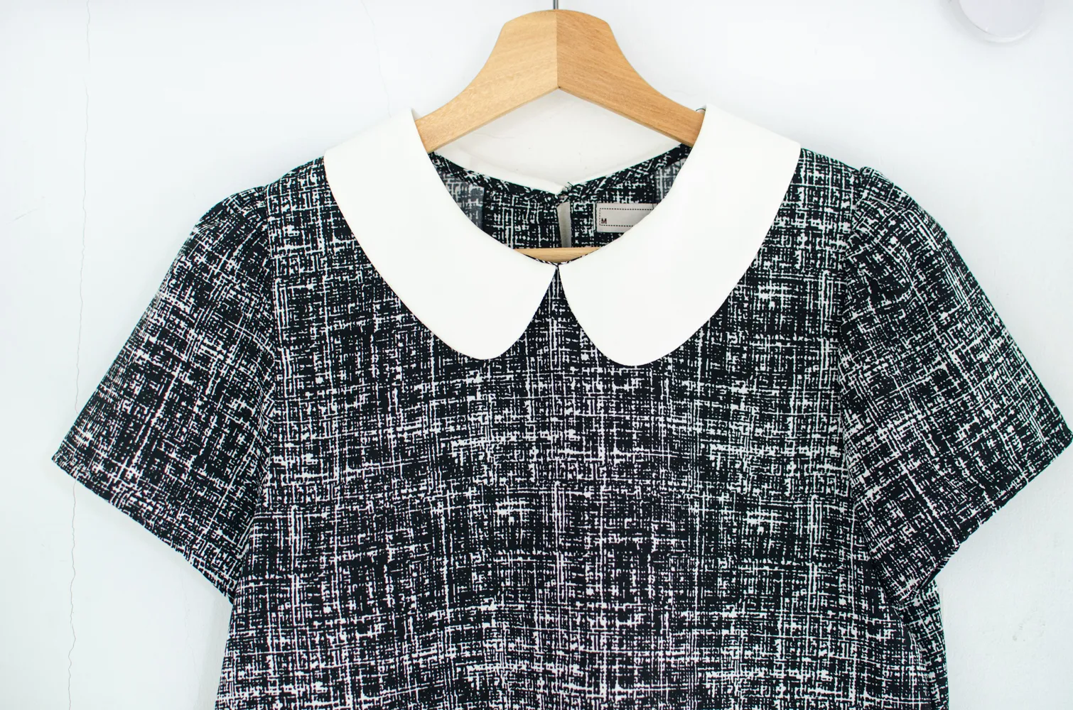MT0101 Peter Pan Collar Graphic Blouse – Black - Image 3
