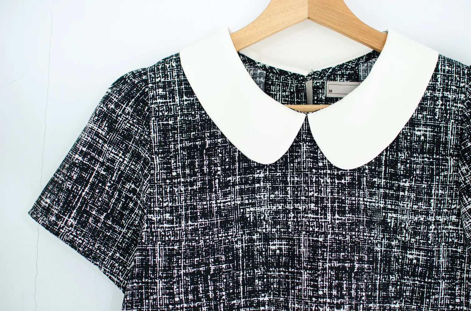 MT0101 Peter Pan Collar Graphic Blouse – Black - Image 4