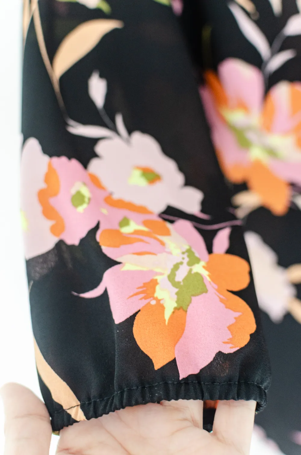 MT0955 Cascade Ruffle Floral Blouse – Black - Image 4