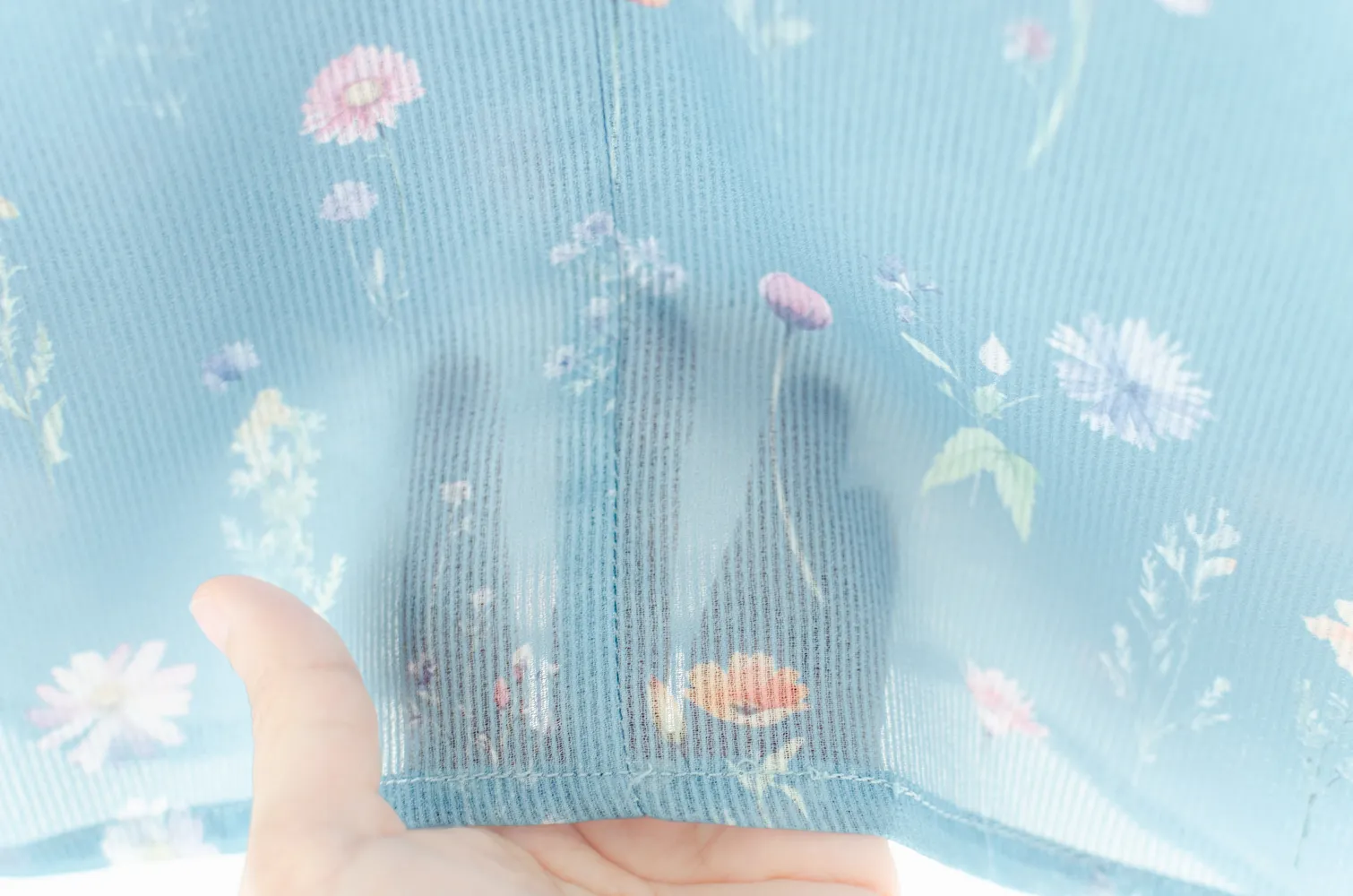 MT0955 Cascade Ruffle Wildflower Blouse – Blue - Image 6