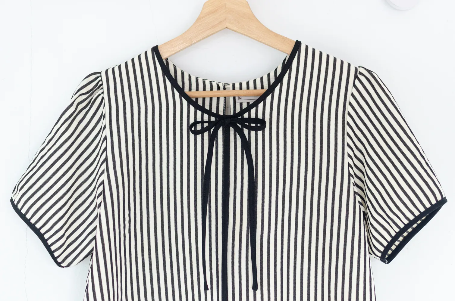 MT1556 Stripe Bow Blouse – Black - Image 3